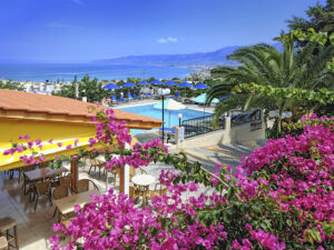 Buche jetzt deinen Traumurlaub im Mariamare Apartments in Griechenland