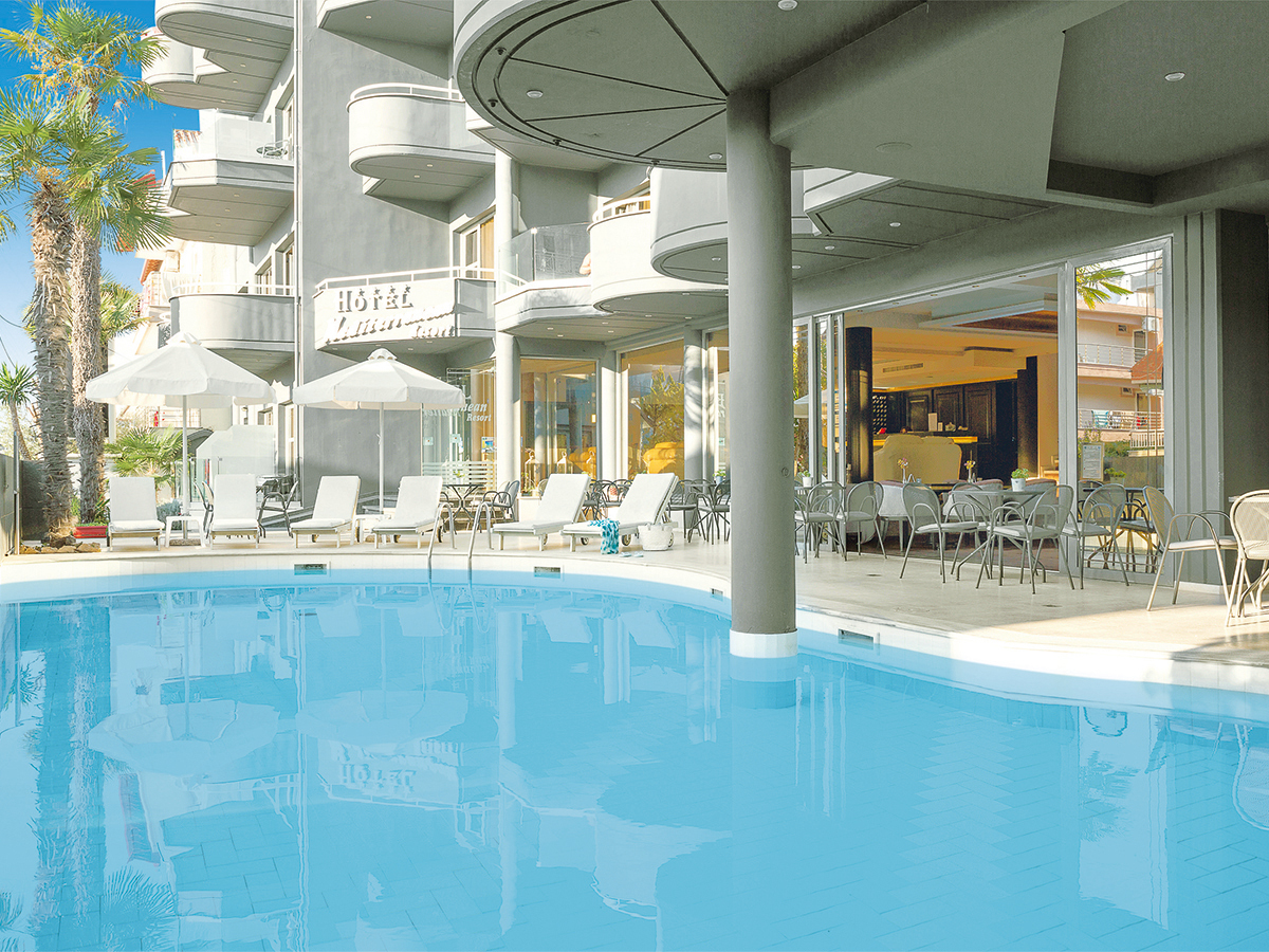 Buche jetzt deinen Traumurlaub im Mediterranean Resort in Griechenland