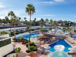 Buche jetzt deinen Traumurlaub im H10 Gran Tinerfe AO in  ➝ schon ab 1282 €!