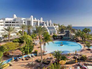 Buche jetzt deinen Traumurlaub im H10 Timanfaya Palace in  ➝ schon ab 1002 €!