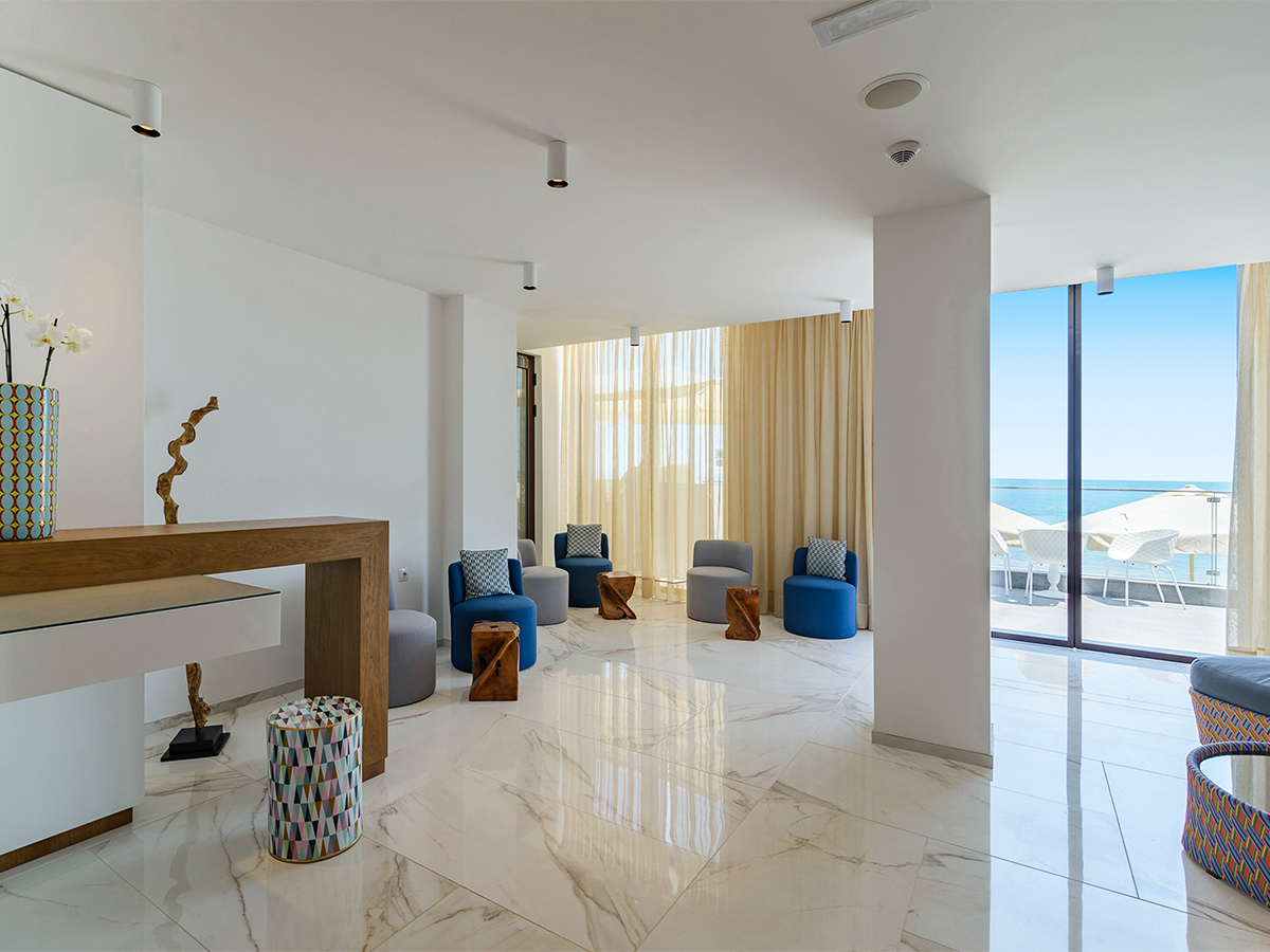 Buche jetzt deinen Traumurlaub im HVD Nympha in  ➝ schon ab 704 €!