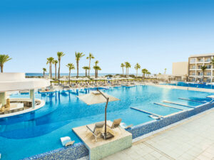 Buche jetzt deinen Traumurlaub im Hilton Skanes Monastir Beach Resort in  ➝ schon ab 746 €!