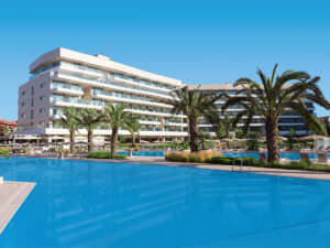 Buche jetzt deinen Traumurlaub im Hipotels Gran Playa de Palma in  ➝ schon ab 1038 €!