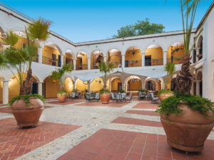 Buche jetzt deinen Traumurlaub im Hodelpa Nicolas de Ovando in  ➝ schon ab 1534 €!