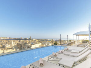 Buche jetzt deinen Traumurlaub im Hotel AX The Victoria in  ➝ schon ab 511 €!