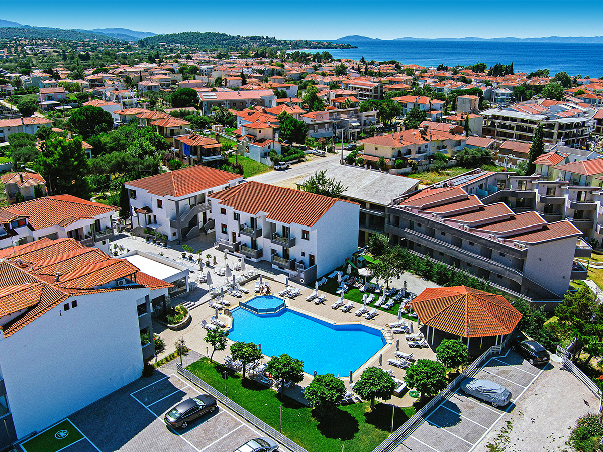 Buche jetzt deinen Traumurlaub im Hotel Acrotel Lily Ann Village in  ➝ schon ab 637 €!