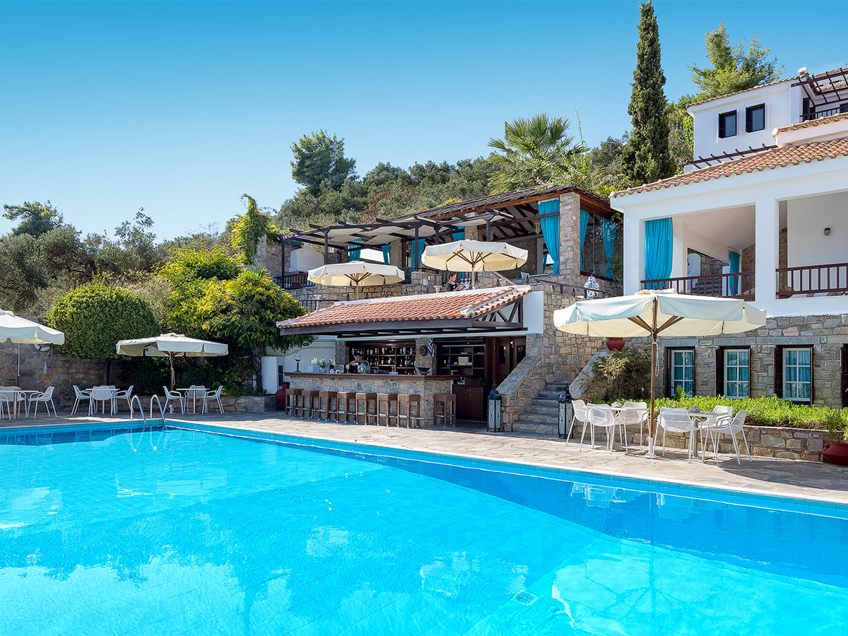 Buche jetzt deinen Traumurlaub im Hotel Aegean Suites in  ➝ schon ab 1459 €!