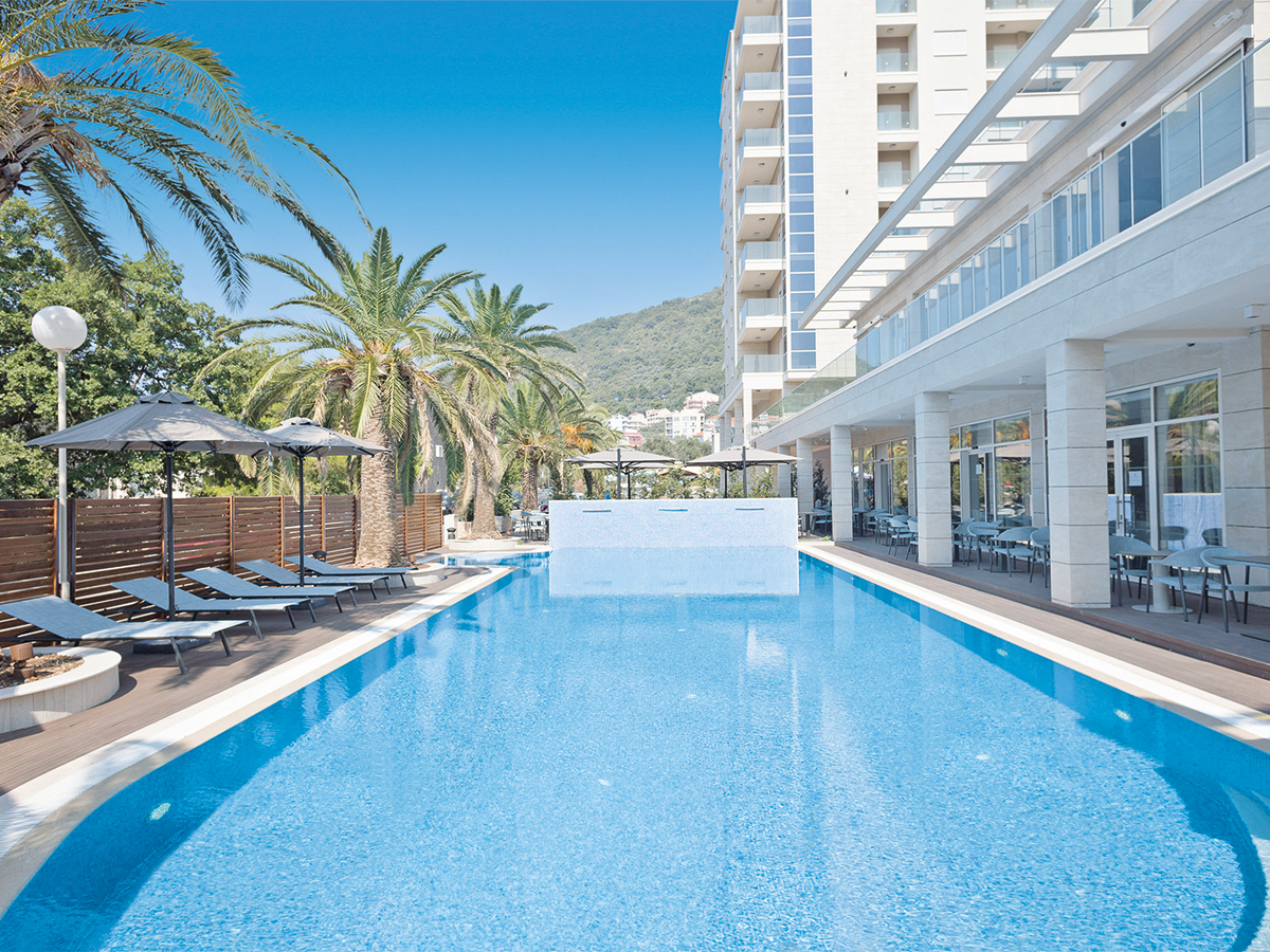 Buche jetzt deinen Traumurlaub im Hotel Ami in  ➝ schon ab 816 €!