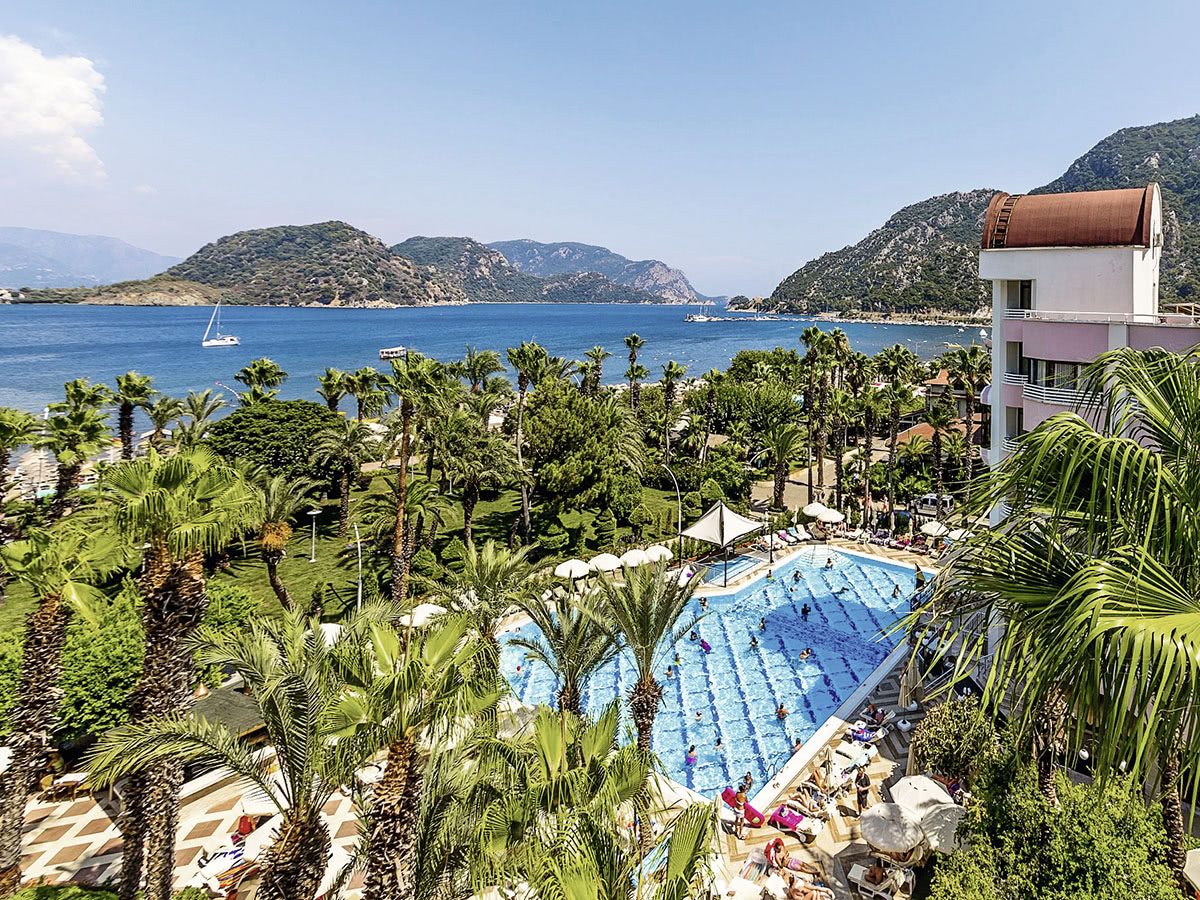 Buche jetzt deinen Traumurlaub im Hotel Aqua in  ➝ schon ab 1129 €!