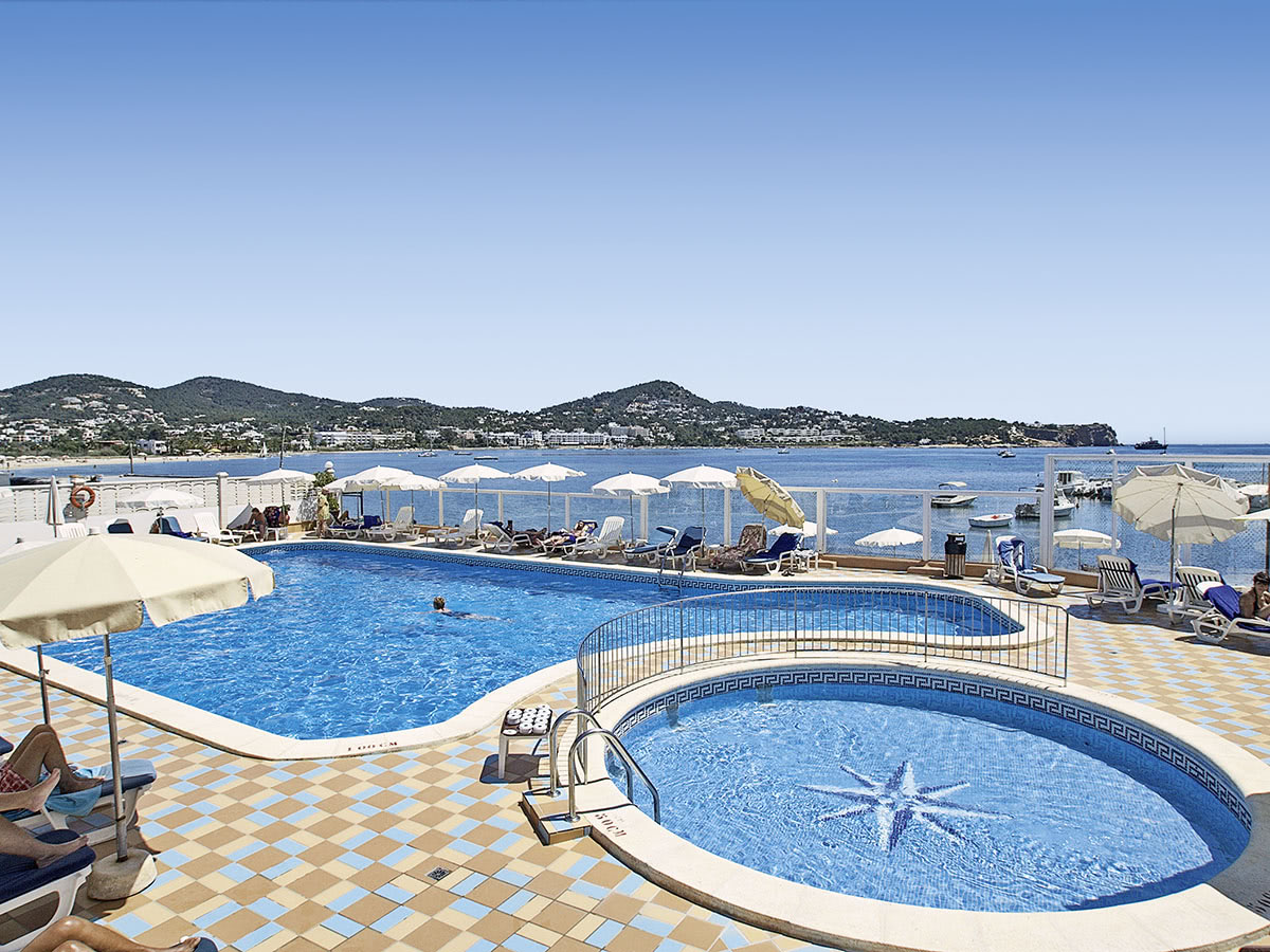 Buche jetzt deinen Traumurlaub im Hotel Argos in  ➝ schon ab 1059 €!