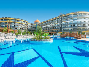 Buche jetzt deinen Traumurlaub im Hotel Arnor De Luxe & Spa in  ➝ schon ab 855 €!