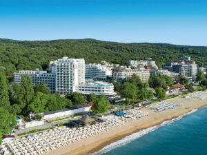 Buche jetzt deinen Traumurlaub im Hotel Astoria in  ➝ schon ab 733 €!