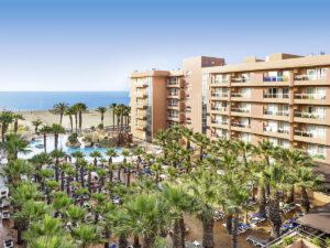 Buche jetzt deinen Traumurlaub im Hotel Best Roquetas in  ➝ schon ab 748 €!