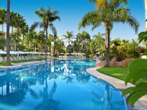 Buche jetzt deinen Traumurlaub im Hotel BlueBay Banús in  ➝ schon ab 713 €!