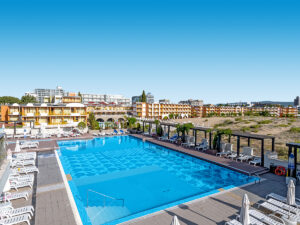 Buche jetzt deinen Traumurlaub im Hotel Burgas Beach in  ➝ schon ab 649 €!