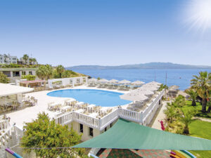 Buche jetzt deinen Traumurlaub im Hotel Charm Beach in  ➝ schon ab 785 €!