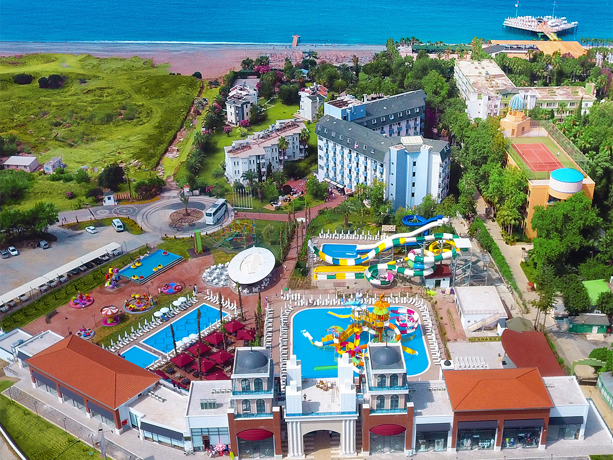 Buche jetzt deinen Traumurlaub im Hotel Club Aqua Plaza in  ➝ schon ab 632 €!
