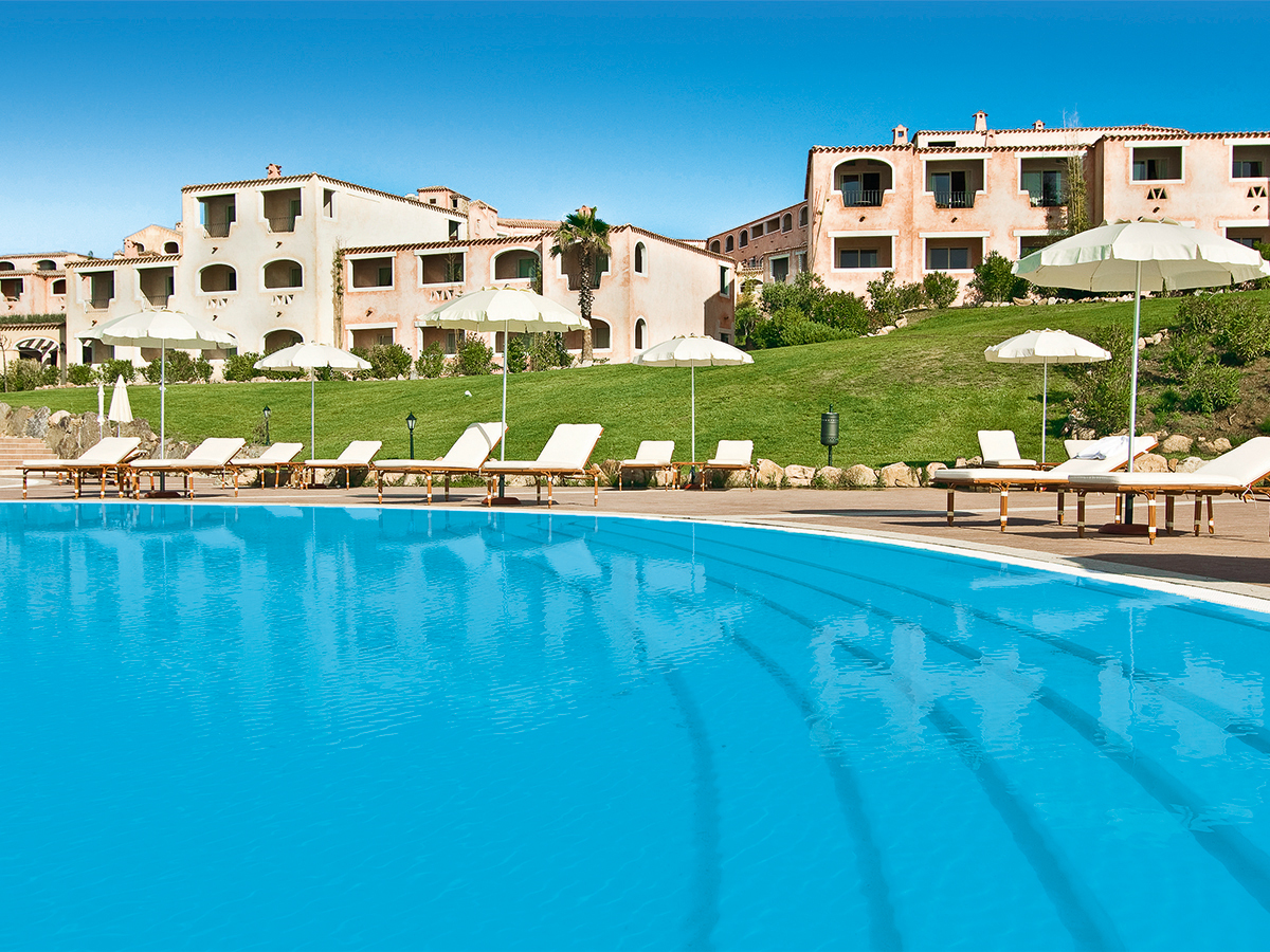 Buche jetzt deinen Traumurlaub im Hotel Colonna Resort in  ➝ schon ab 1485 €!