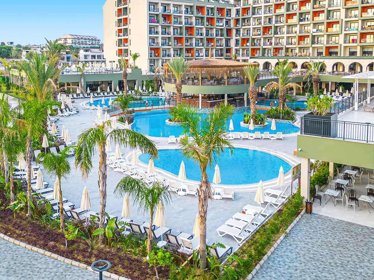 Buche jetzt deinen Traumurlaub im Hotel Dream Fun World in  ➝ schon ab 746 €!