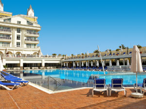 Buche jetzt deinen Traumurlaub im Hotel Dream World Resort & Spa in  ➝ schon ab 763 €!