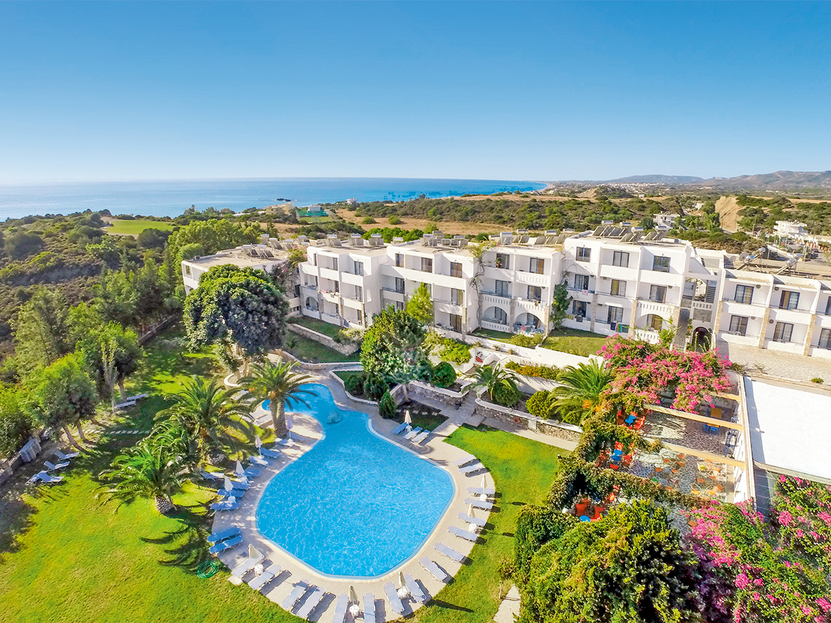 Buche jetzt deinen Traumurlaub im Hotel Ekaterini in  ➝ schon ab 748 €!