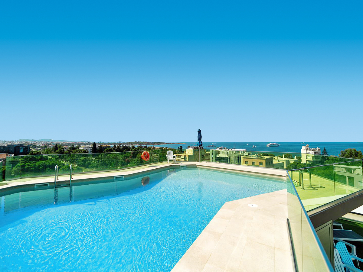 Buche jetzt deinen Traumurlaub im Hotel Emmantina in  ➝ schon ab 890 €!