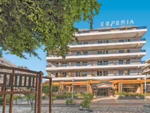 Buche jetzt deinen Traumurlaub im Hotel Esperia City in  ➝ schon ab 609 €!