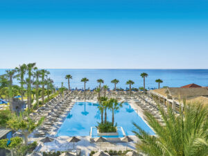 Buche jetzt deinen Traumurlaub im Hotel Esperides Beach in  ➝ schon ab 1289 €!