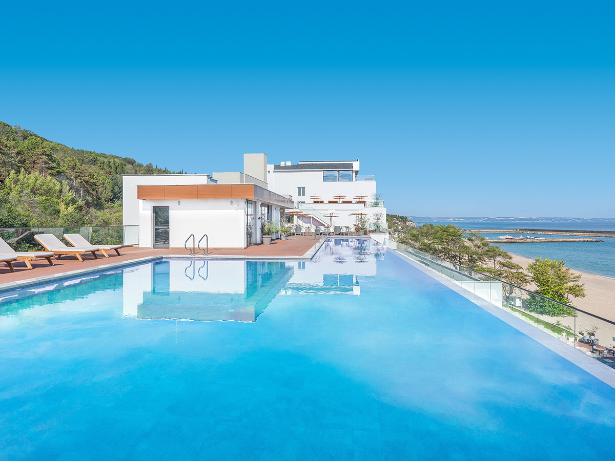 Buche jetzt deinen Traumurlaub im Hotel GRIFID Encanto Beach in  ➝ schon ab 715 €!