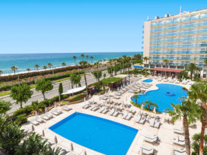 Buche jetzt deinen Traumurlaub im Hotel Golden Taurus Aquapark Resort in  ➝ schon ab 595 €!