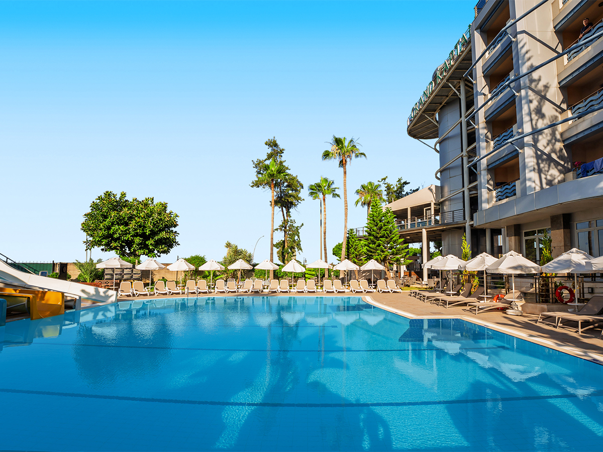 Buche jetzt deinen Traumurlaub im Hotel Grand Kaptan in  ➝ schon ab 672 €!