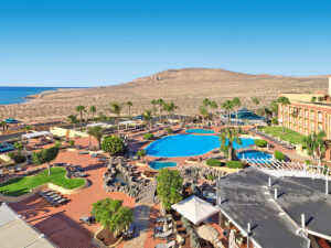 Buche jetzt deinen Traumurlaub im Hotel H10 Playa Esmeralda in  ➝ schon ab 758 €!