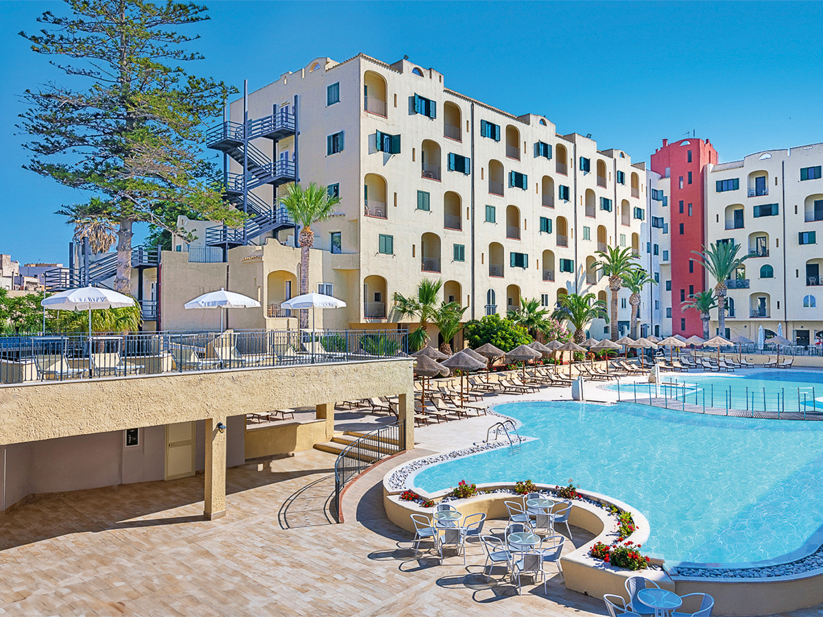 Buche jetzt deinen Traumurlaub im Hotel Hopps in  ➝ schon ab 804 €!