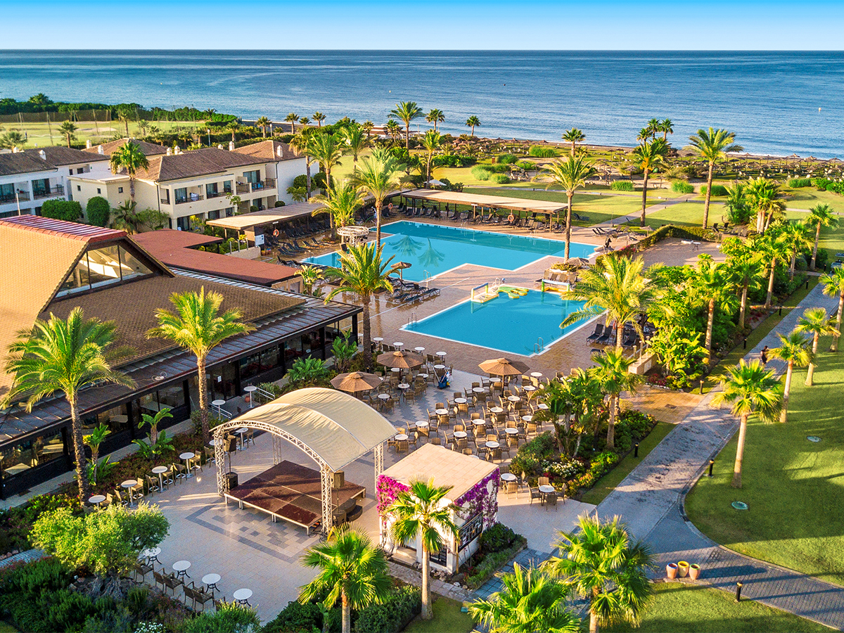 Buche jetzt deinen Traumurlaub im Hotel Impressive Playa Granada Golf in  ➝ schon ab 1082 €!