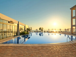 Buche jetzt deinen Traumurlaub im Hotel Iolida Beach in  ➝ schon ab 973 €!