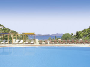 Buche jetzt deinen Traumurlaub im Hotel Kanapitsa Mare in  ➝ schon ab 1304 €!