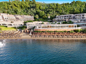 Buche jetzt deinen Traumurlaub im Hotel Kassandra Bay Suites & Spa in  ➝ schon ab 1697 €!