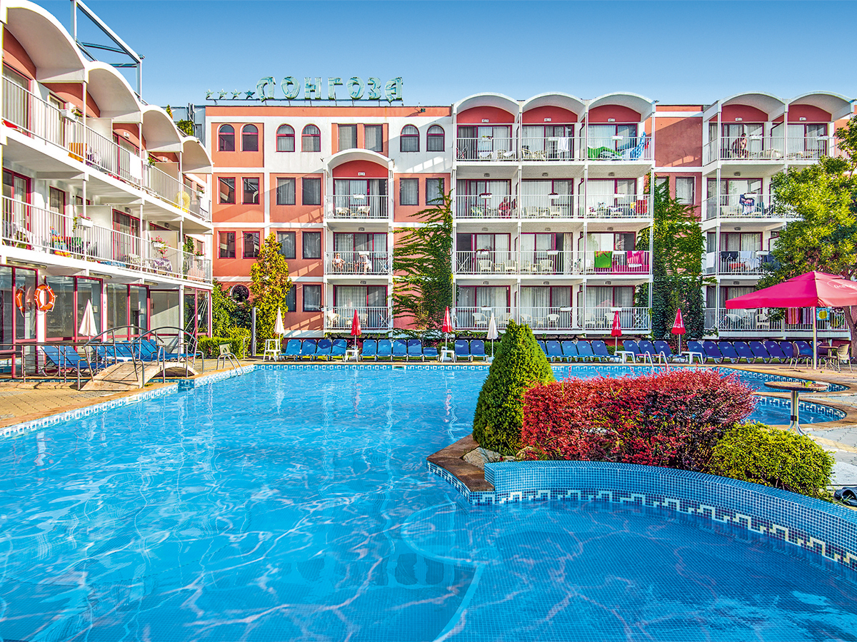 Buche jetzt deinen Traumurlaub im Hotel Longosa Garden in  ➝ schon ab 619 €!