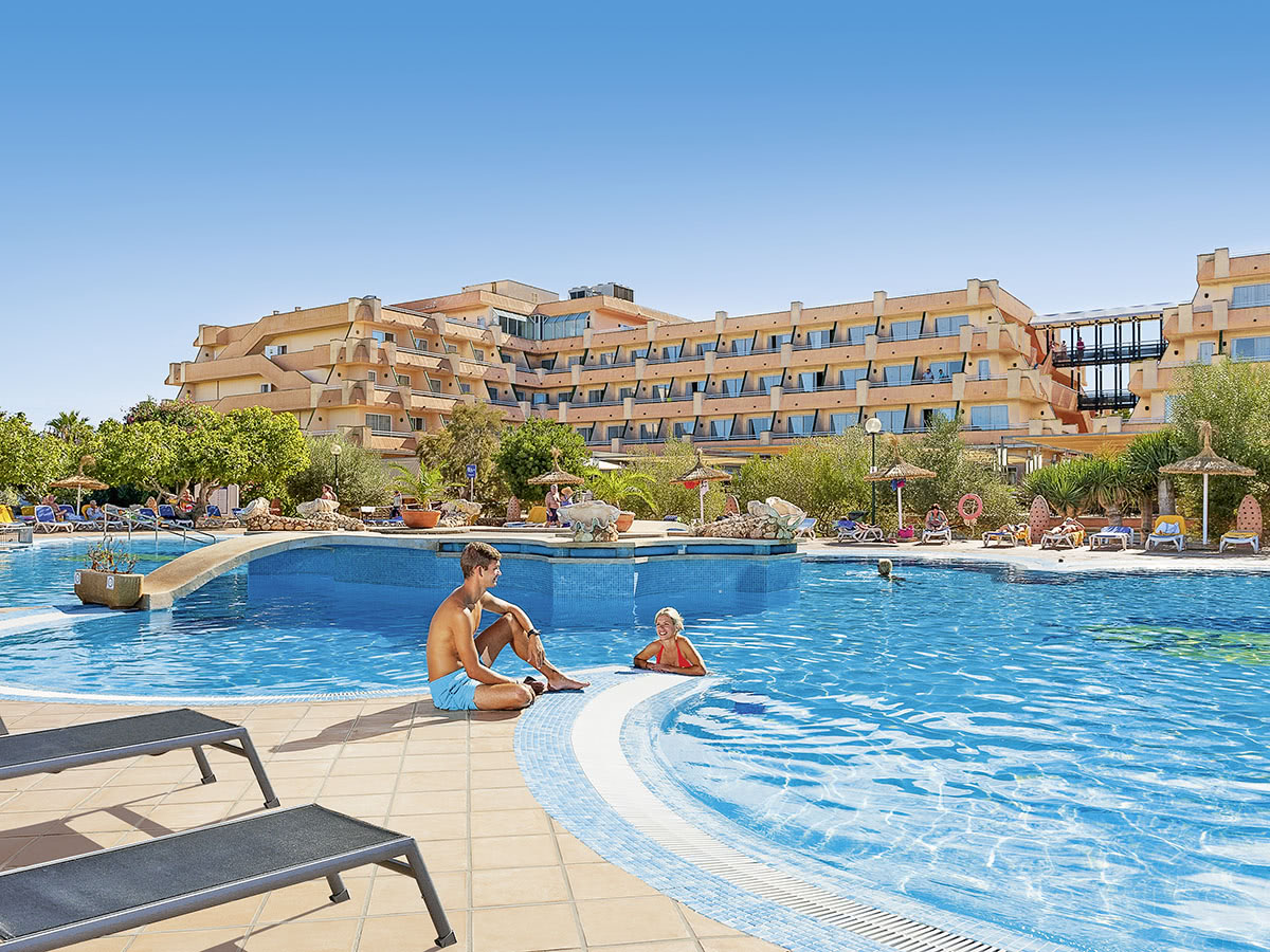 Buche jetzt deinen Traumurlaub im Hotel Mariant Park in  ➝ schon ab 745 €!