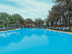 Buche jetzt deinen Traumurlaub im Hotel Megasaray Resort Side in  ➝ schon ab 933 €!