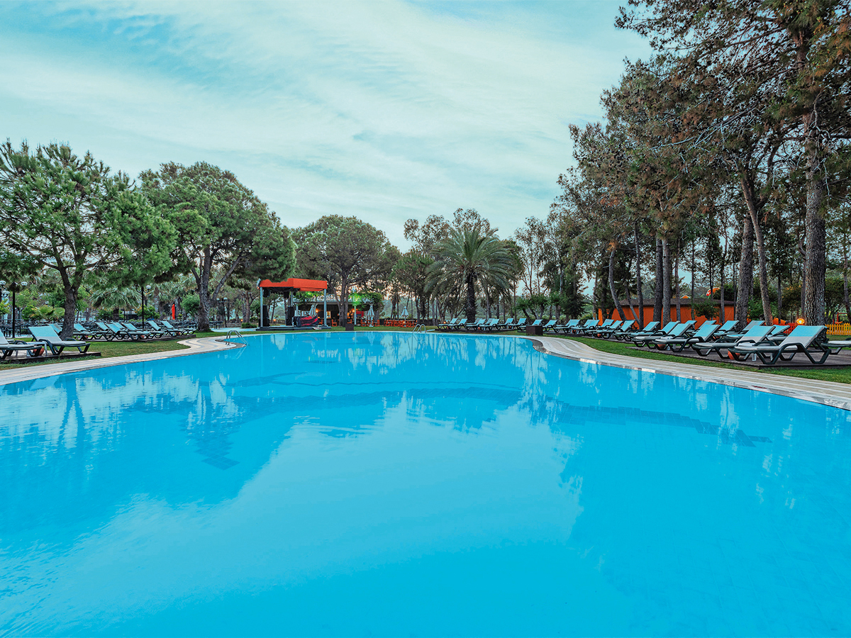 Buche jetzt deinen Traumurlaub im Hotel Megasaray Resort Side in  ➝ schon ab 933 €!