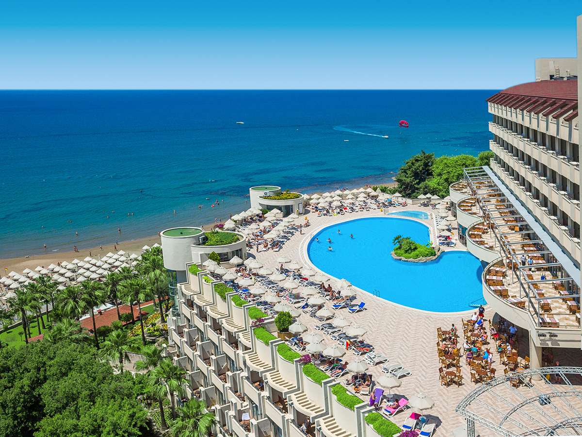 Buche jetzt deinen Traumurlaub im Hotel Melas Resort in  ➝ schon ab 764 €!