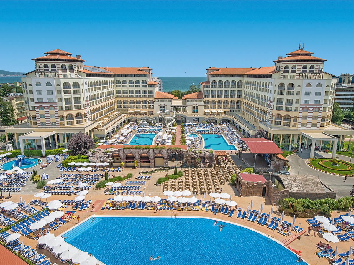 Buche jetzt deinen Traumurlaub im Hotel Melia Sunny Beach in  ➝ schon ab 666 €!