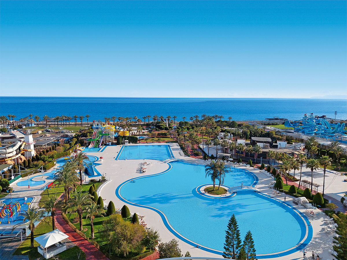 Buche jetzt deinen Traumurlaub im Hotel Miracle Resort in  ➝ schon ab 2601 €!