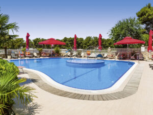 Buche jetzt deinen Traumurlaub im Hotel Miramare in  ➝ schon ab 854 €!