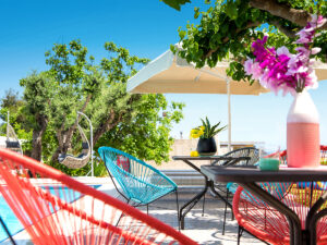 Buche jetzt deinen Traumurlaub im Hotel Myrto in  ➝ schon ab 671 €!