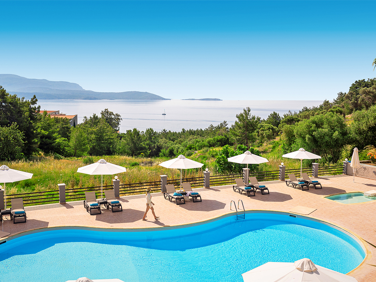 Buche jetzt deinen Traumurlaub im Hotel Naftilos Boutique in  ➝ schon ab 783 €!