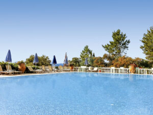 Buche jetzt deinen Traumurlaub im Hotel Nautilus Barbati in  ➝ schon ab 612 €!