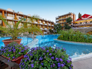 Buche jetzt deinen Traumurlaub im Hotel Nessebar Beach in  ➝ schon ab 592 €!