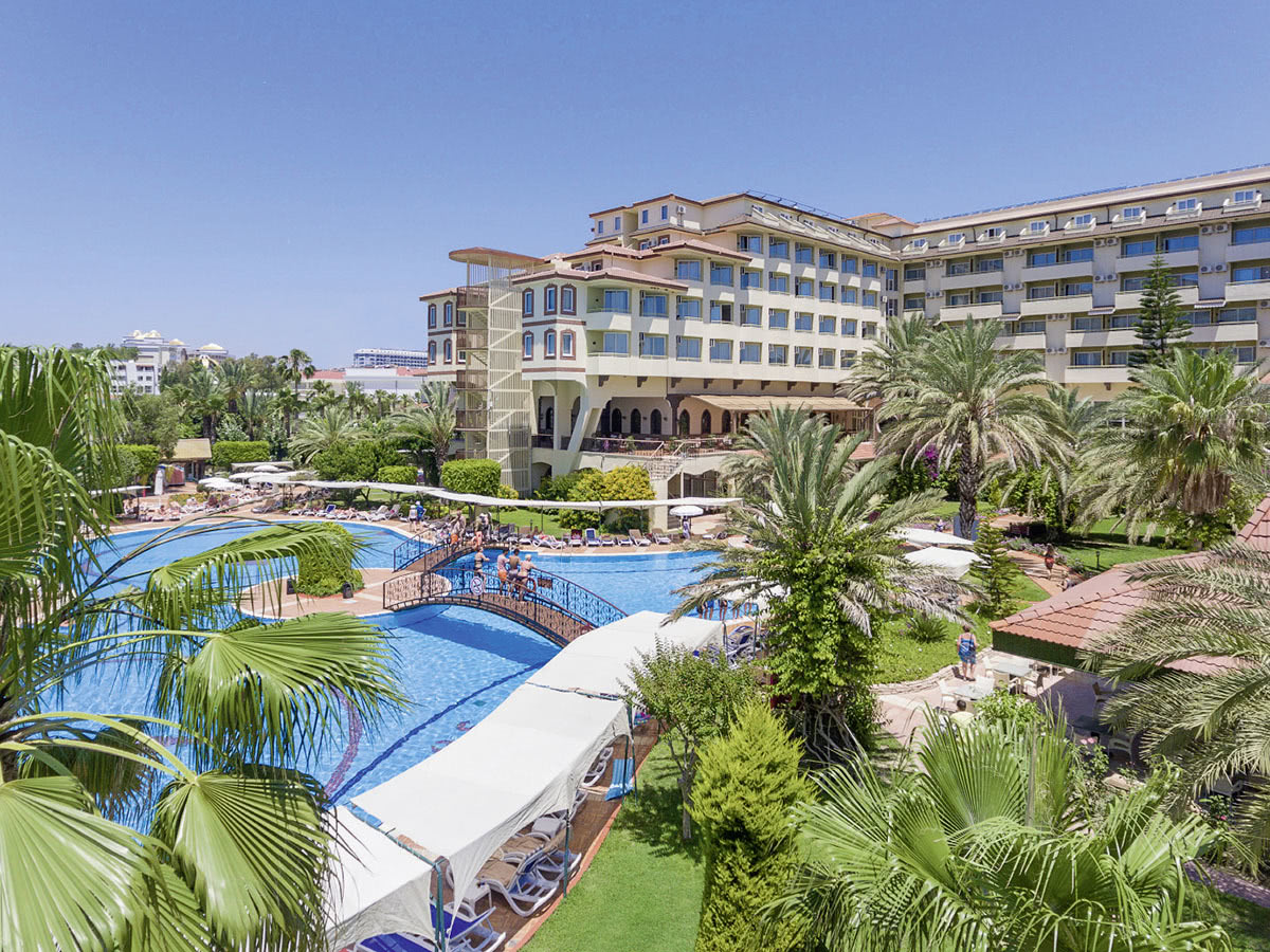 Buche jetzt deinen Traumurlaub im Hotel Nova Park in  ➝ schon ab 887 €!